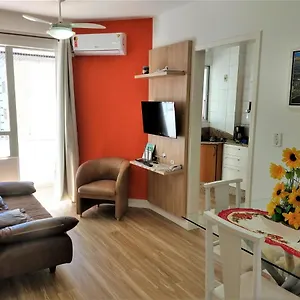 Apto No Centro, Com ótima Localização Apartamento